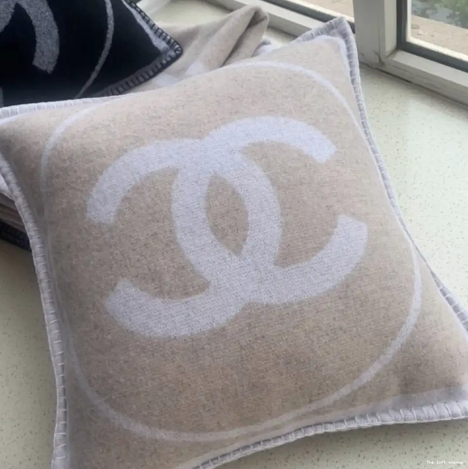 COCO THROW PILLOW WOOL 0702